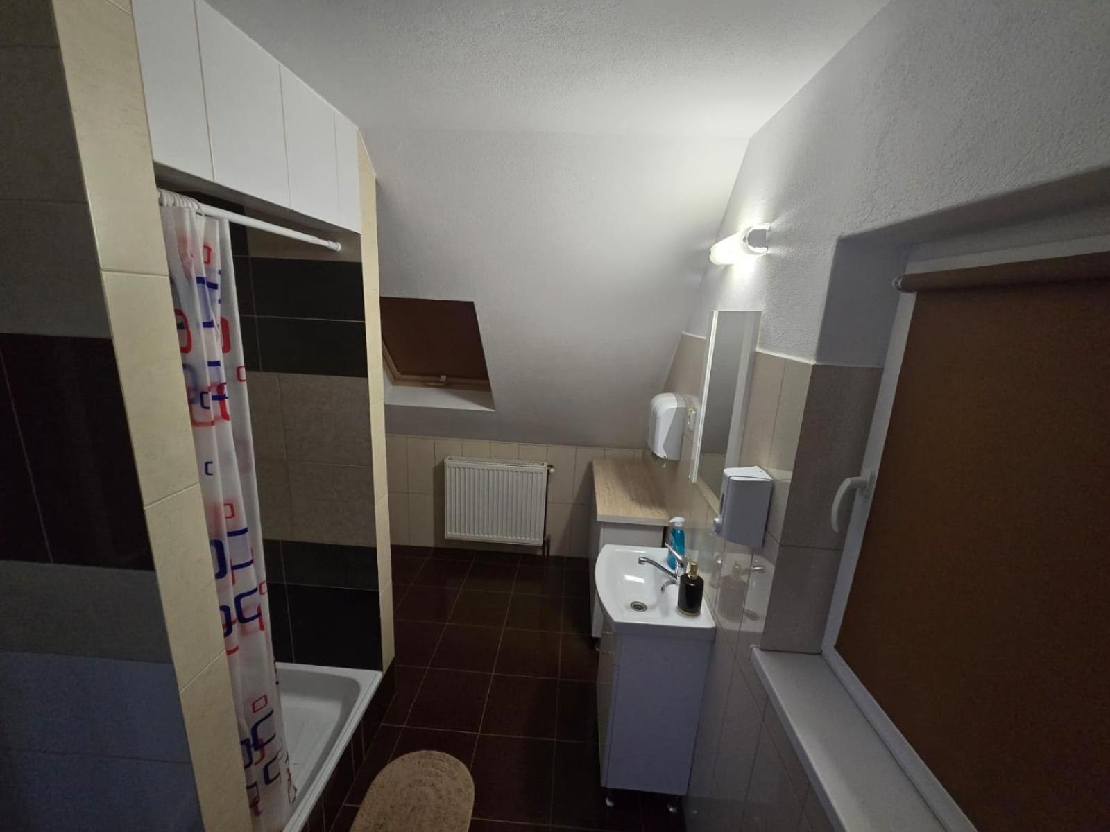 Antal Guesthouse Ghimeş-Făget Εξωτερικό φωτογραφία